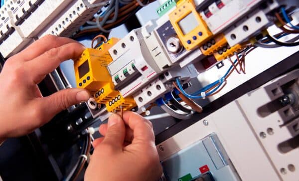 Circuit breakers testing