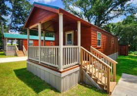 vacavia park model home cabin